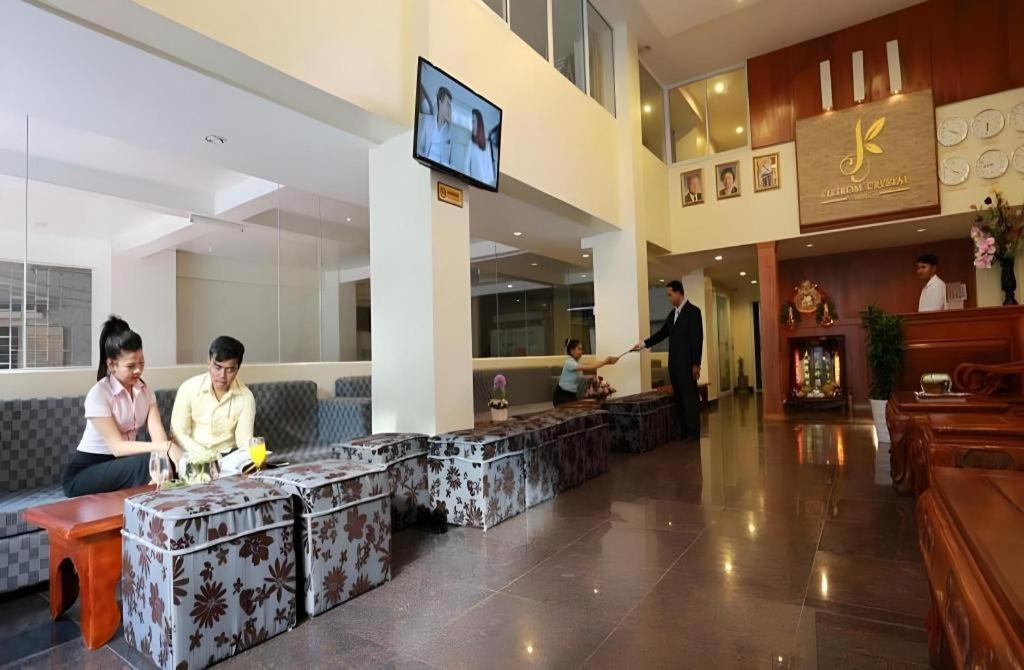 Kirirom Crystal Hotel Phnom Penh Exterior foto